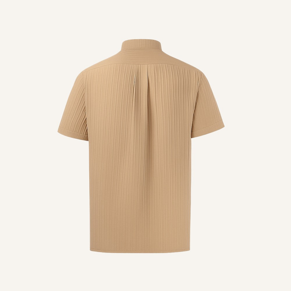 Camisa Gola Padre Plissada listrada Old Money Richelieu bege